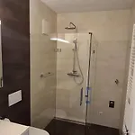 Huettenzauber & Turmchalet דירה *